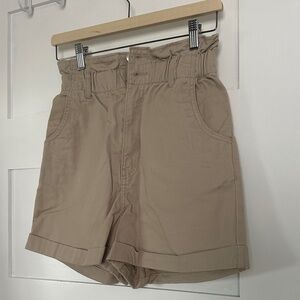 H&M High-Waisted Beige Shorts